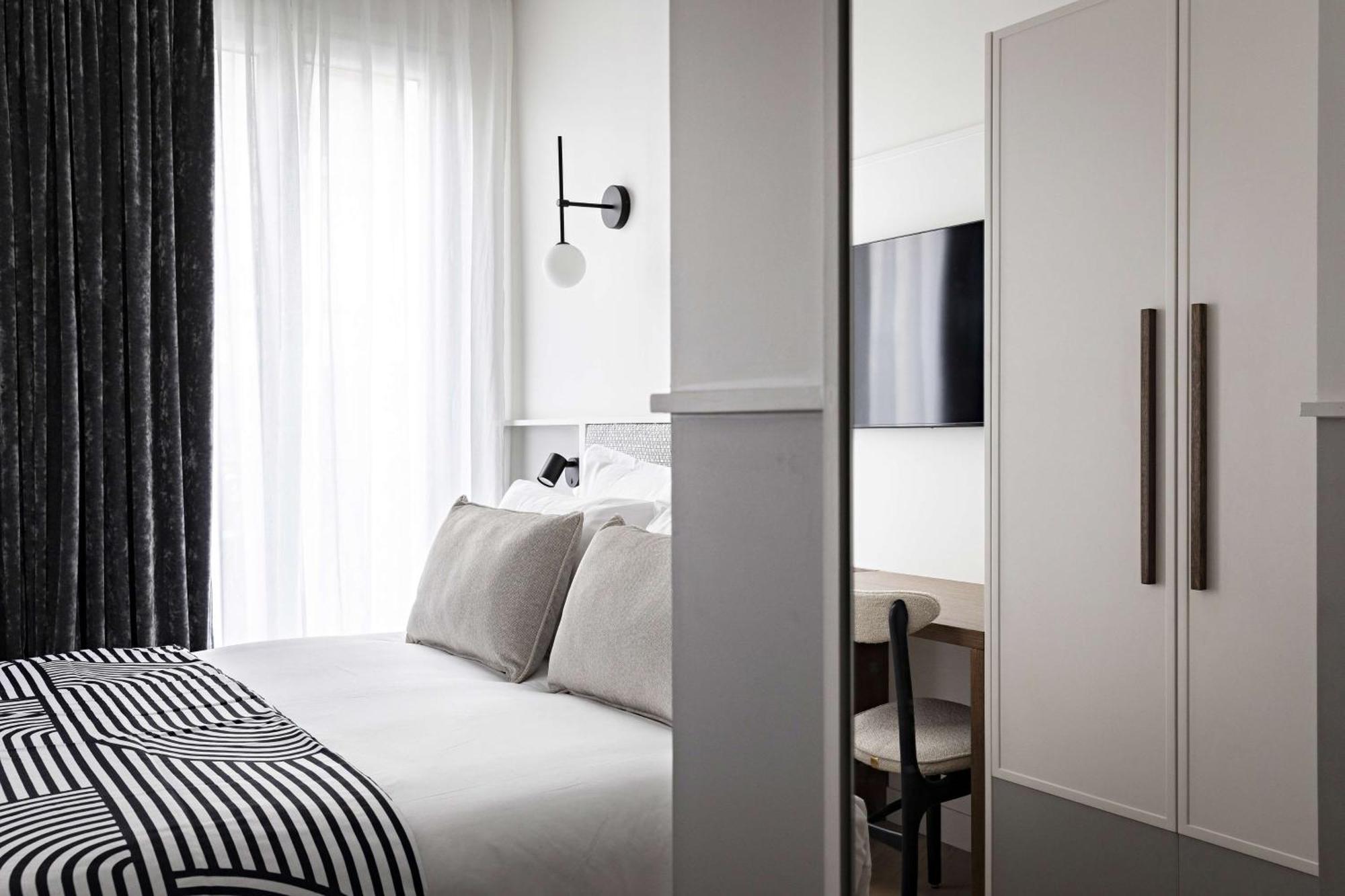 เบสต์ เวสเทิร์น ปารีส การ์ แซ็ง ลาซาร์ Hotel ภายนอก รูปภาพ