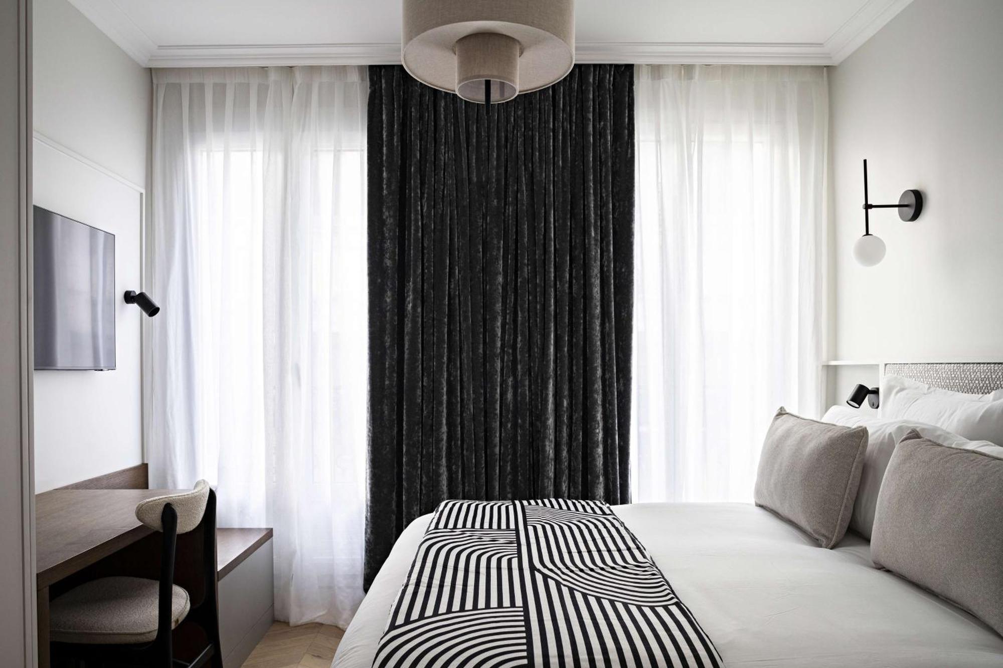 เบสต์ เวสเทิร์น ปารีส การ์ แซ็ง ลาซาร์ Hotel ภายนอก รูปภาพ